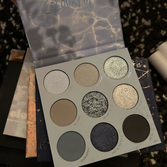 HUGE makeup bundle - Picture 15 of 15